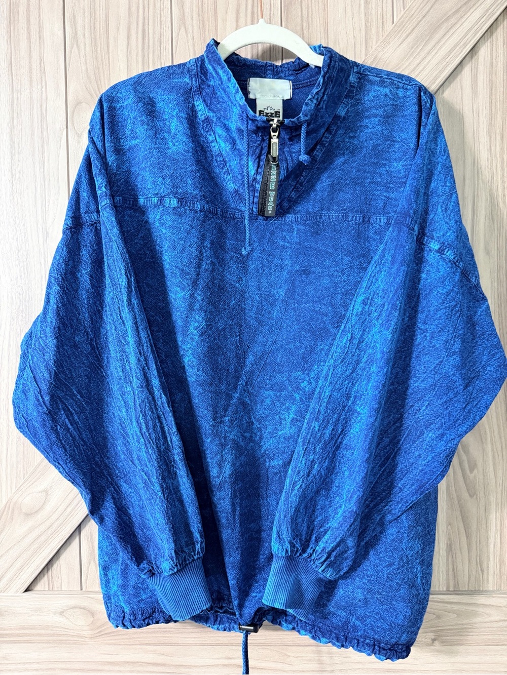 Vintage 1990s blue acid-wash cotton "Honey-Komb" pullover top by Ezze Wear